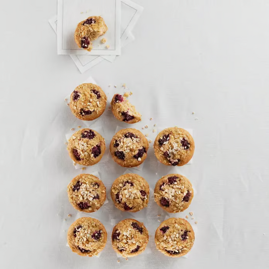 Mini Oat Muffins with Blackberries