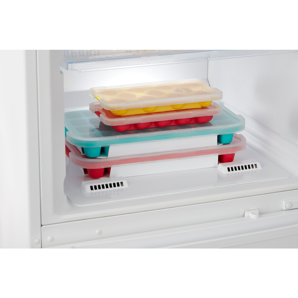 Penguin Ice Cube Tray, with Lid