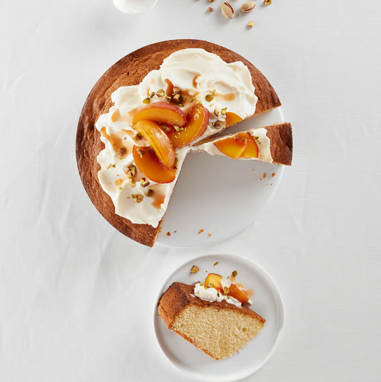 Sponge Cake with Cream Cheese and Nectarines